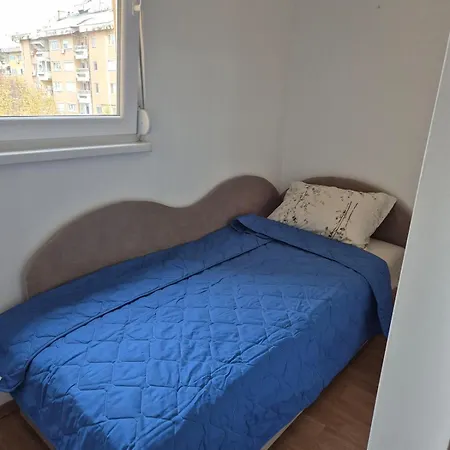 Bright, Warm & Homelike